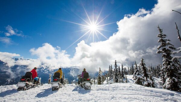 Fresh Tracks Snowmobile Tour ‚Äì Intermediate